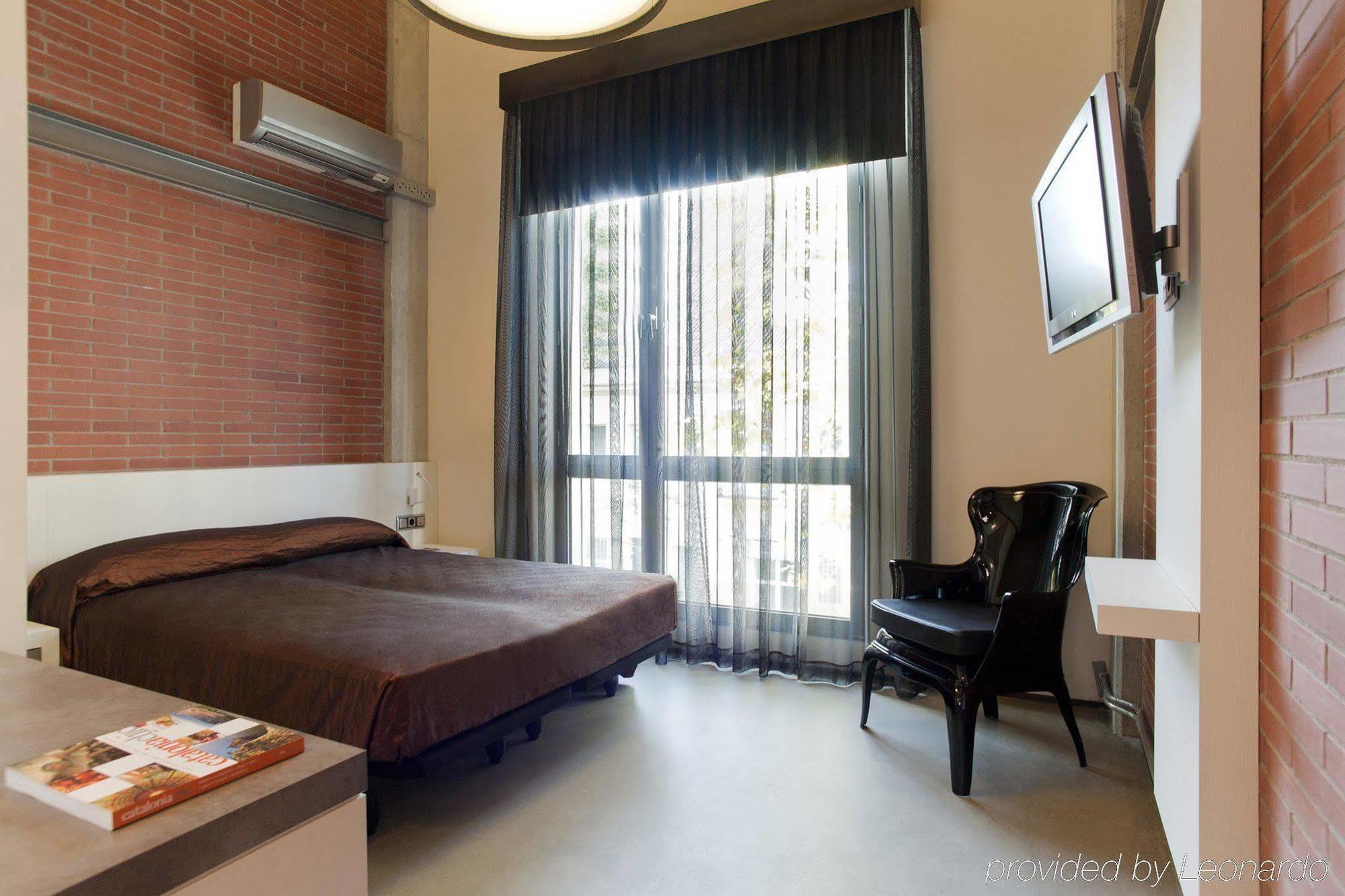 Barcelona Apartment Republica Bilik gambar