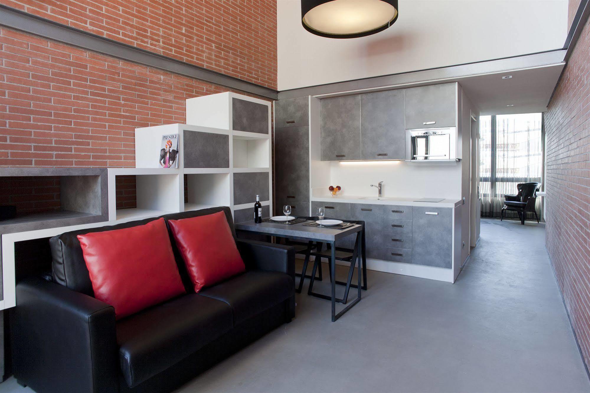 Barcelona Apartment Republica Bilik gambar