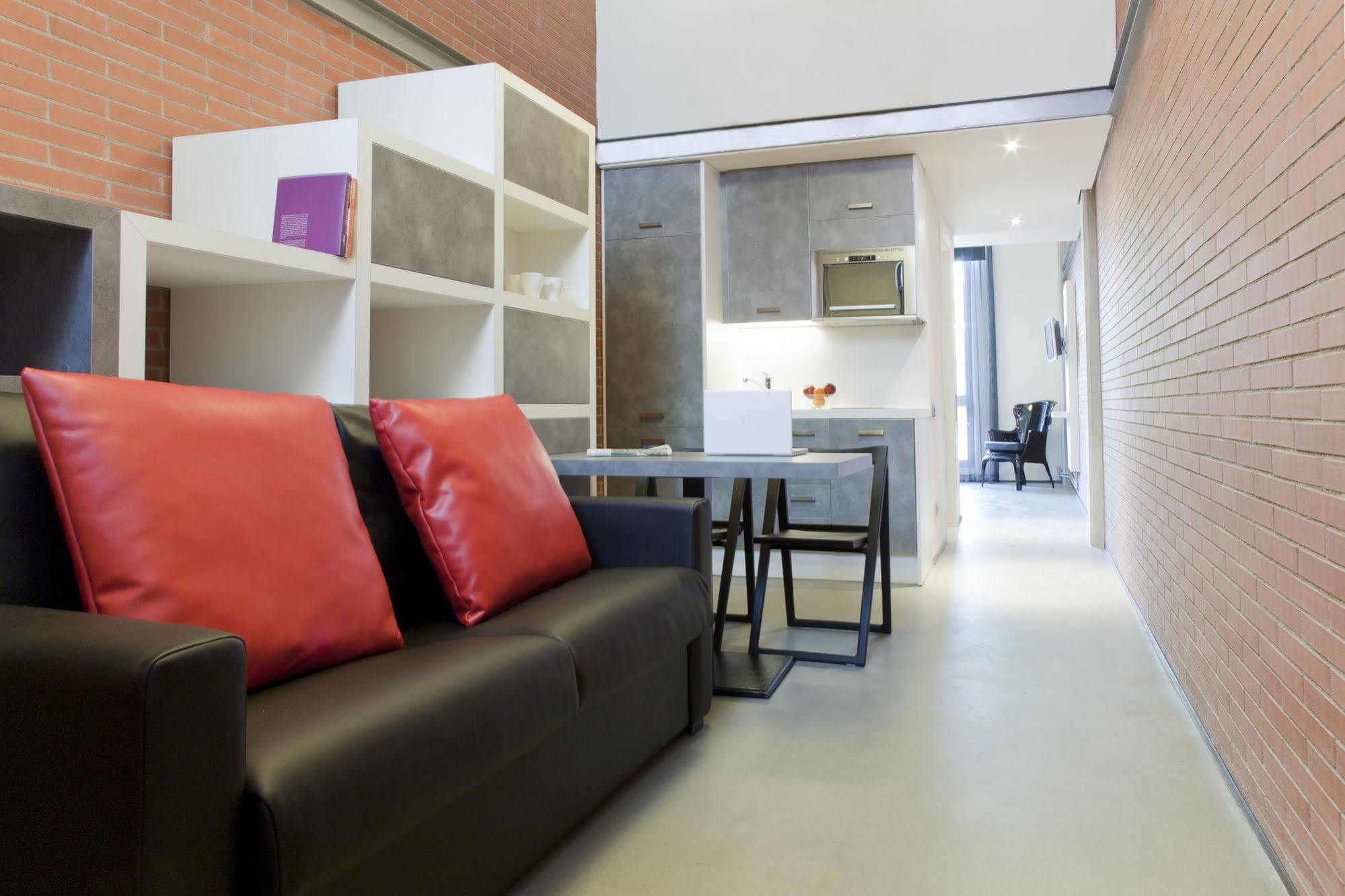 Barcelona Apartment Republica Bilik gambar
